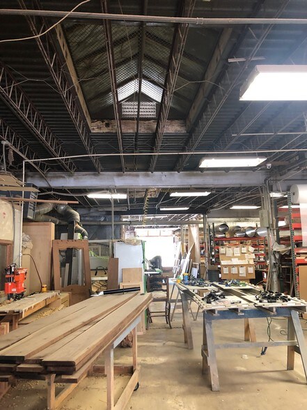 More Photos Of 512 SW 3rd St, Oklahoma City Industrial For Lease