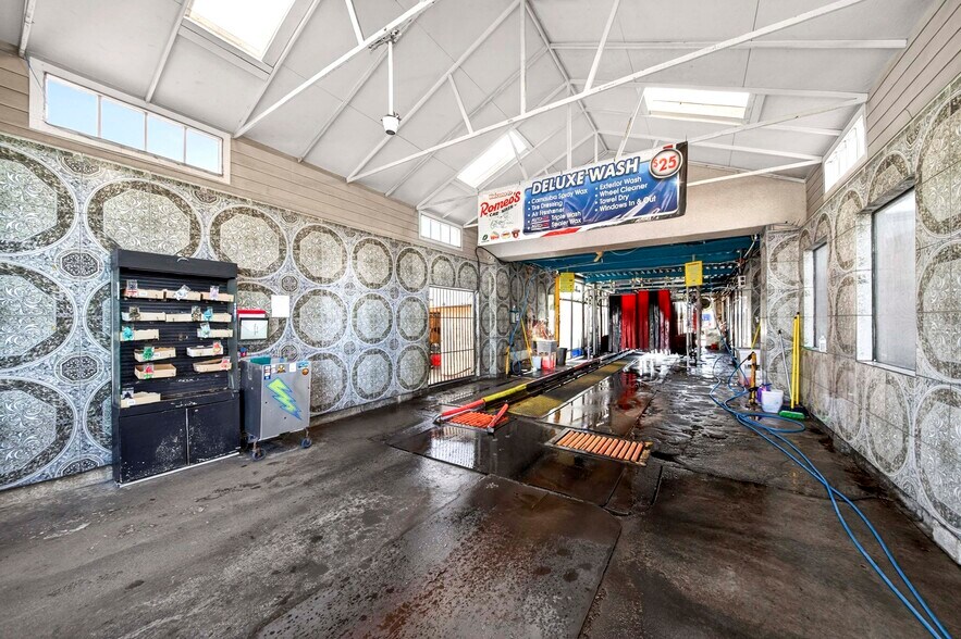 More Photos Of 195 N 2nd St, El Cajon Carwash For Sale