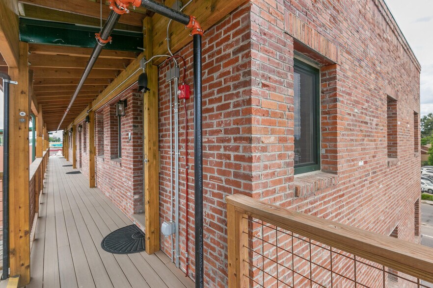 More Photos Of 3800 S Broadway, Englewood Apartments For Lease