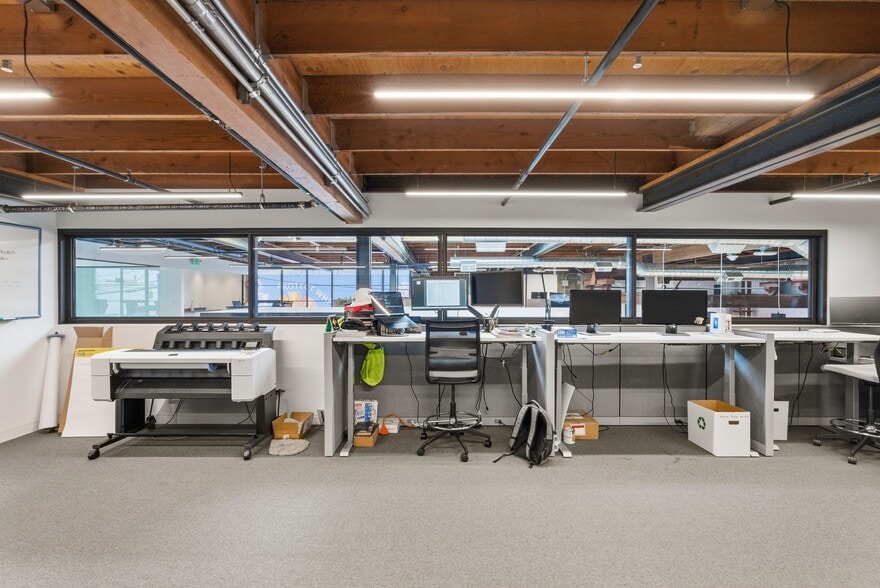 More Photos Of 1401 Old County Rd, San Carlos Manufacturing For Sale