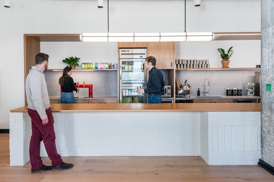 More Photos Of 830 NE Holladay St, Portland Coworking Space