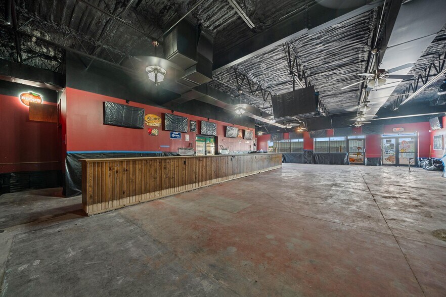 More Photos Of 2221 W Walnut St, Rogers Restaurant For Sale