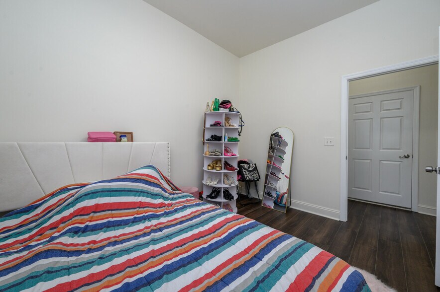 More Photos Of 200 Central Ave, Hackensack Storefront Retail Residential For Sale