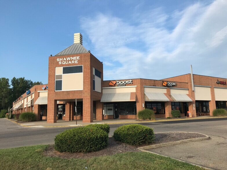 More Photos Of 2-144 Consumer Center Dr, Chillicothe Unknown For Lease