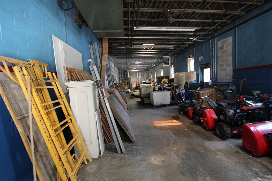 More Photos Of 3 Washington St, North Reading Warehouse For Sale