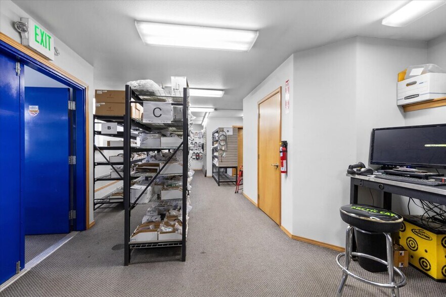 More Photos Of 11494 N Warren St, Hayden Freestanding For Sale