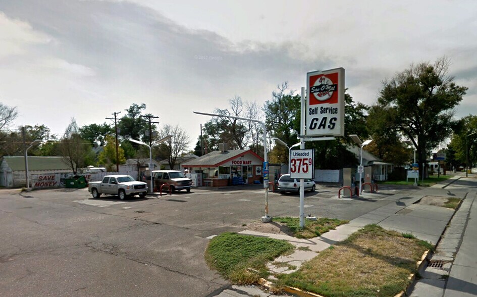 More Photos Of 403 W Main St, Sterling Service Station For Sale