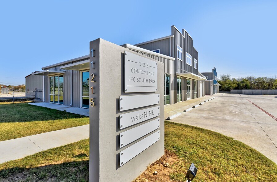 More Photos Of 11215 Conroy Ln, Austin Showroom For Lease