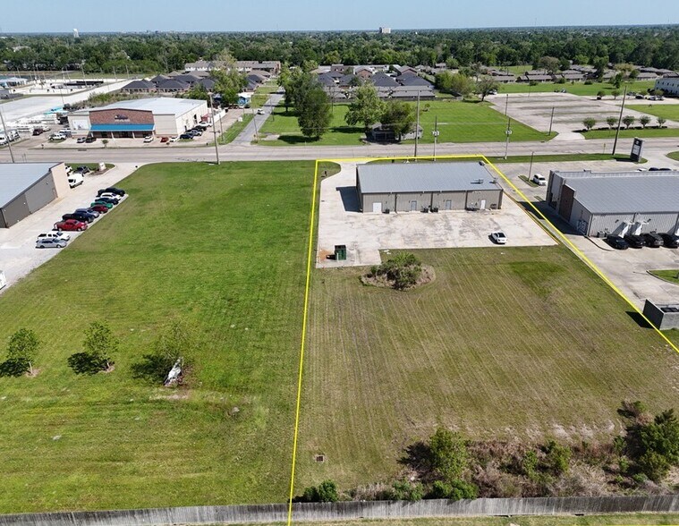 More Photos Of 1520 E McNeese St, Lake Charles Storefront Retail Office For Sale
