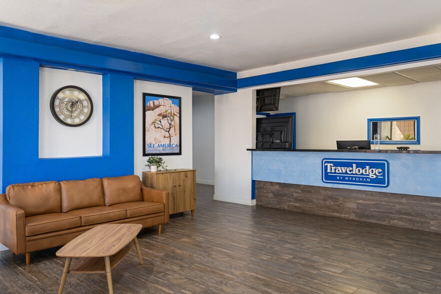 More Photos Of 1093 Airport Rd, Imperial Hotel For Sale