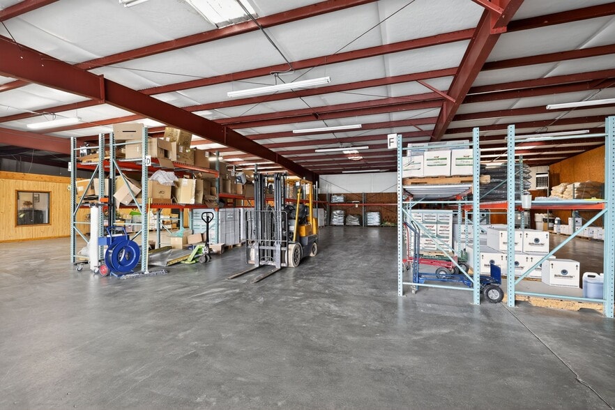 More Photos Of 305 Crump St, Goldsboro Warehouse For Sale