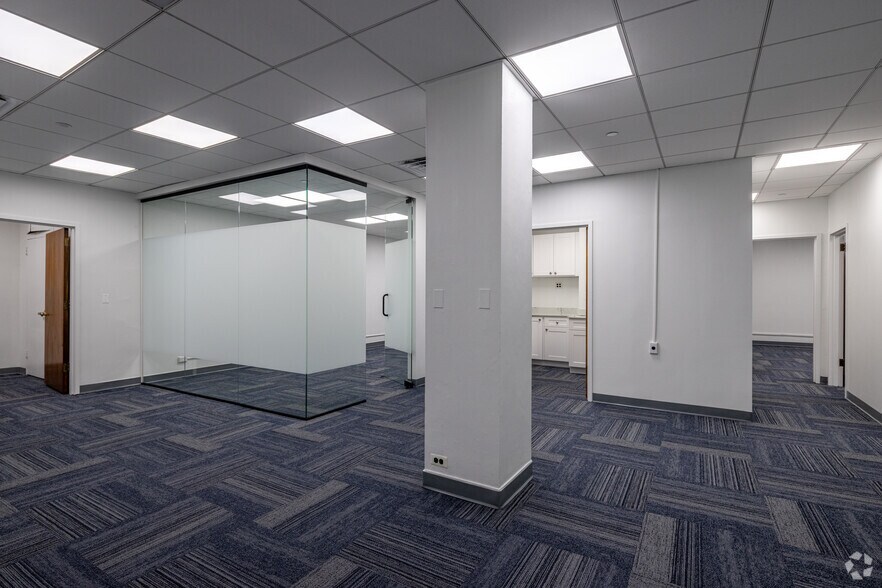 More Photos Of 217 Broadway, New York Loft Creative Space For Lease