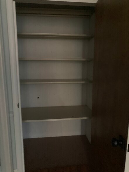 More Photos Of 18 W Gibson St, Hartwell Medical For Sale