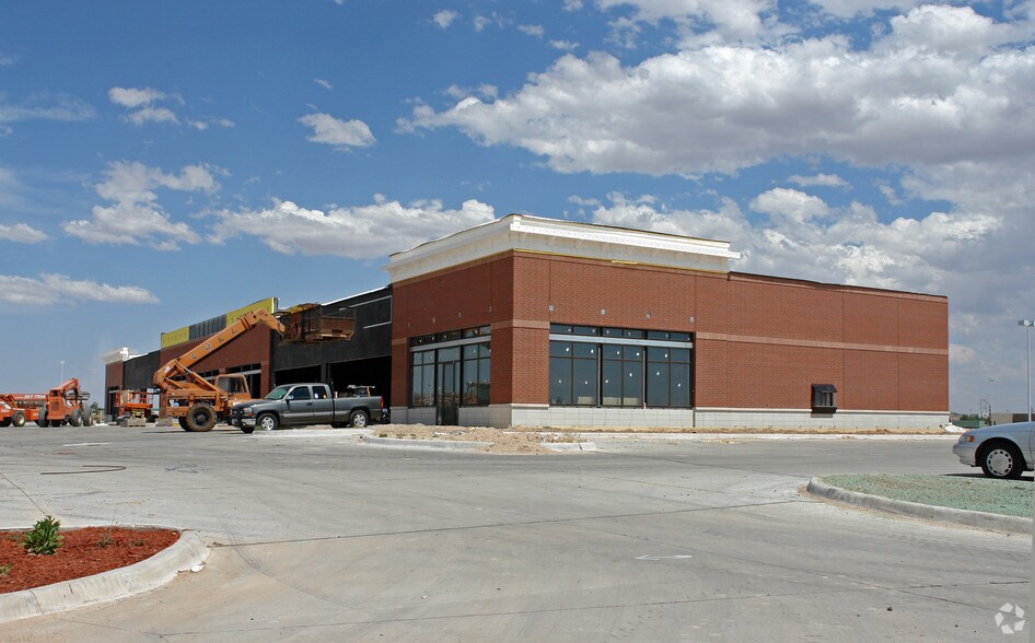 More Photos Of 5217 98th St, Lubbock General Retail For Lease