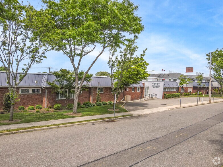 More Photos Of 55 Veterans Memorial Hwy, Commack Medical For Lease
