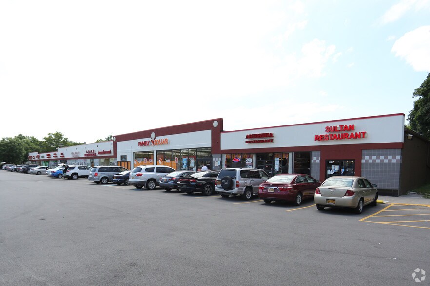 Primary Photo Of 1653-1691 Mount Hope Ave, Rochester Storefront For Lease
