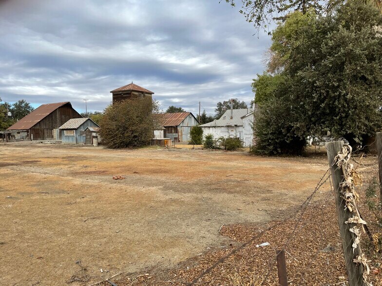More Photos Of 534 Johnston St, Woodland Land For Sale