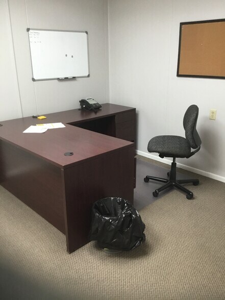 More Photos Of 8051 Seymour Hwy, Wichita Falls Warehouse For Lease