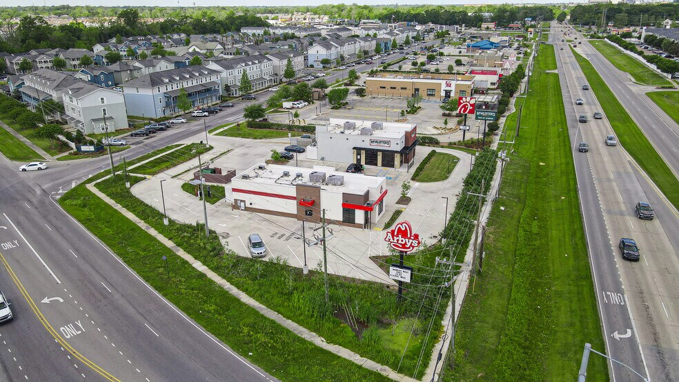 More Photos Of 5947 Creek Centre Dr, Baton Rouge General Retail For Lease