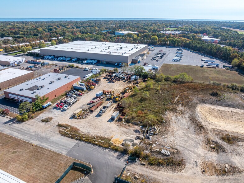 More Photos Of 00 Rajon Rd, Bayport Land For Sale