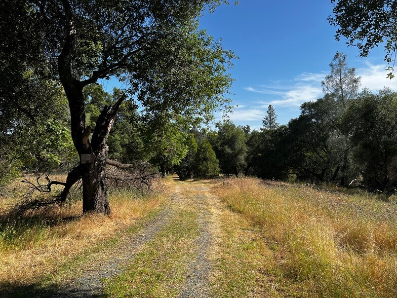 More Photos Of 7060 La Mesa Ln, Somerset Land For Sale