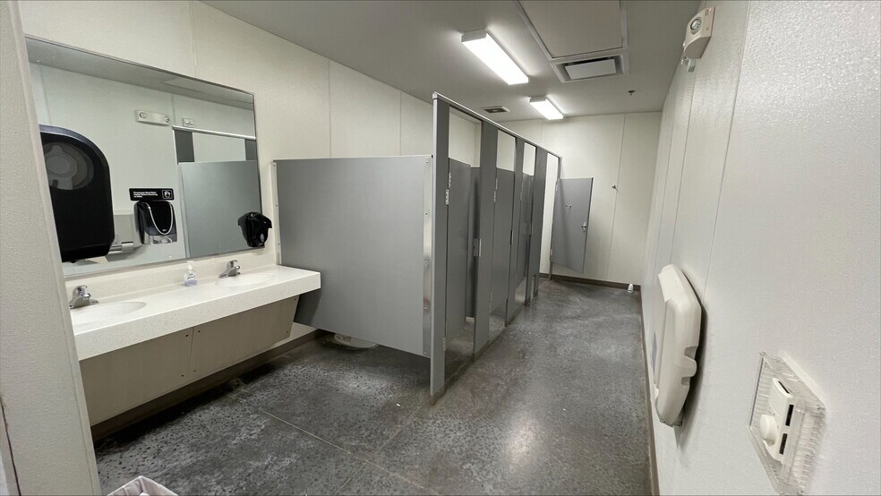 More Photos Of 508 Dakota Ave S, Wessington Springs Flex For Sale