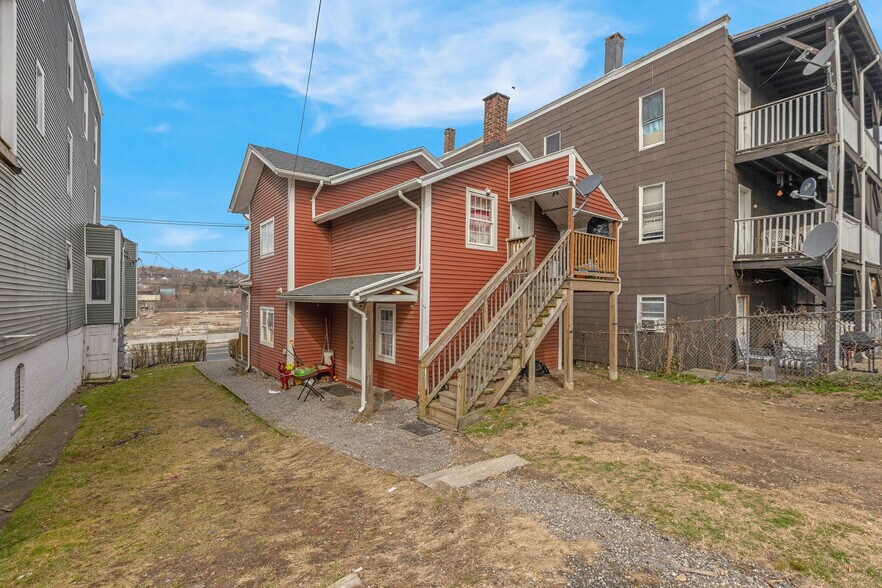 More Photos Of 701-703 S Main St, Waterbury Apartments For Sale