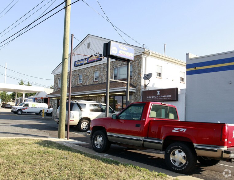 More Photos Of 47060 Harry Byrd Hwy, Sterling Auto Repair For Lease