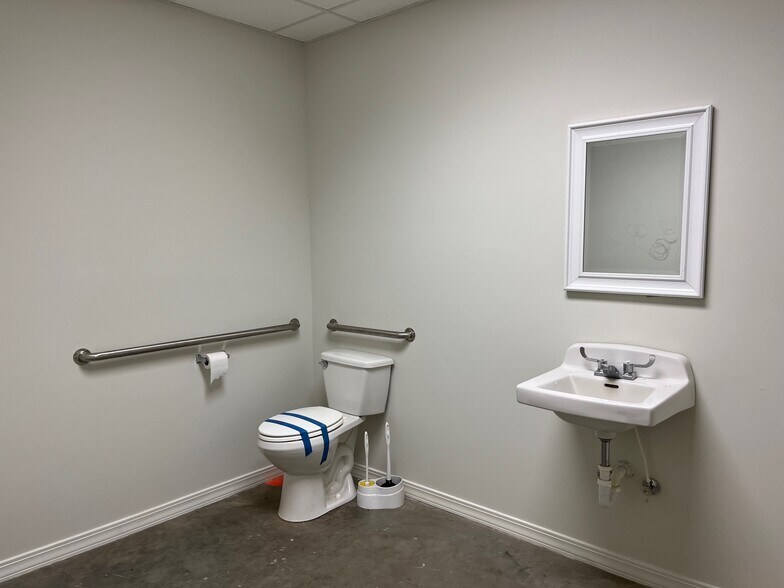 More Photos Of 1732 Beulah Ave, Tylertown Freestanding For Sale