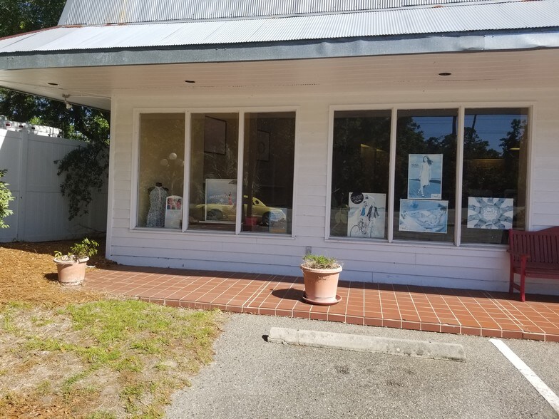 More Photos Of 10589 N Kings Hwy, Myrtle Beach Freestanding For Lease