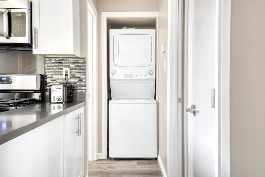 More Photos Of 710 Laurel Ave, San Mateo Apartments For Sale