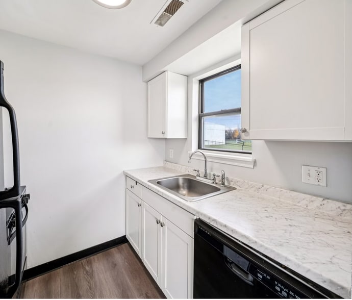 More Photos Of 190 Manhattan Ave, Buffalo Apartments For Sale