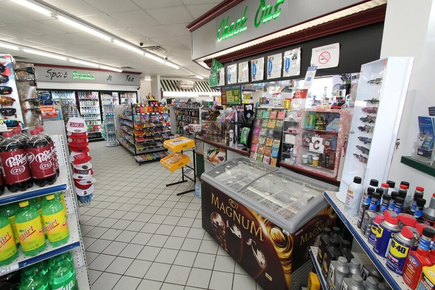 More Photos Of 600 Milwaukee Rd, Clinton Service Station For Sale