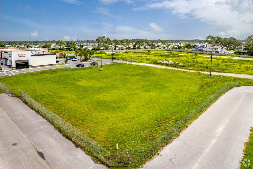 More Photos Of 1200 N Tamiami Trl, Venice Unknown For Lease