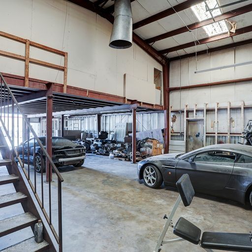 More Photos Of 9142 Scranton St, Houston Warehouse For Sale