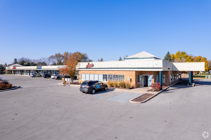 Primary Photo Of N64W24678 Main St, Sussex Freestanding For Lease