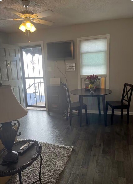 More Photos Of 1110 17th Ave S, Nashville Apartments For Sale