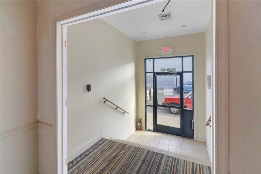 More Photos Of 2254-60 N 3rd St, Philadelphia Office For Sale