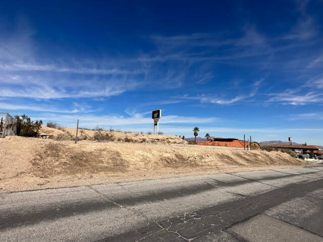 More Photos Of 475 Armory Rd, Barstow Land For Lease