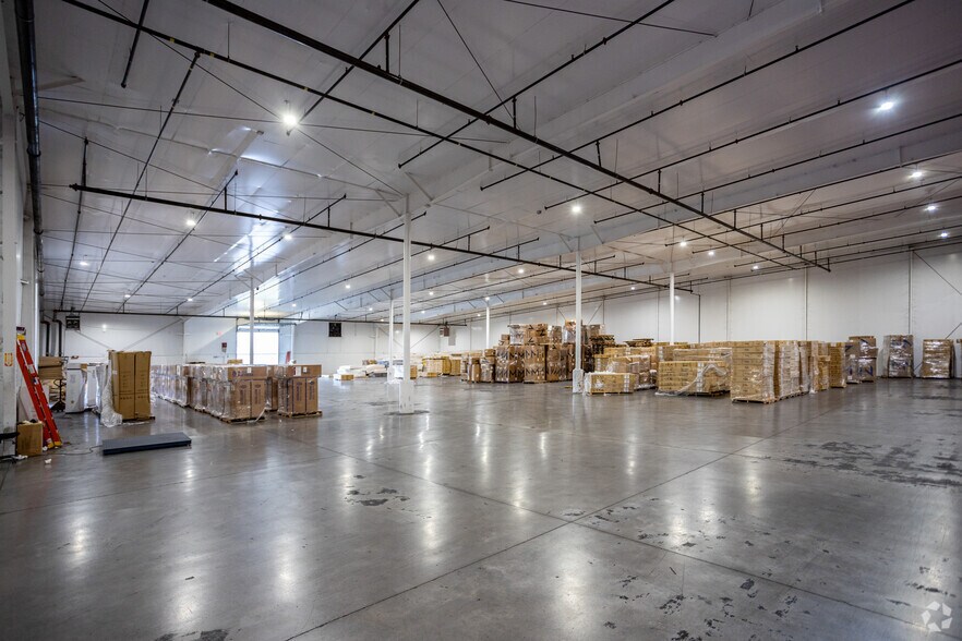 More Photos Of 1485 Mountain Rd, Andersonville Warehouse For Sale