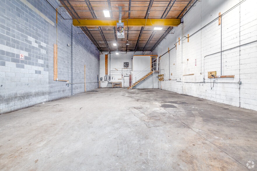 More Photos Of 4139-4153 Amos Ave, Baltimore Unknown For Lease