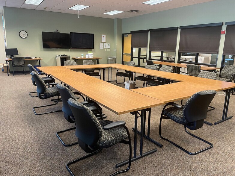 More Photos Of 3601 SW Murray Blvd, Beaverton Office For Lease