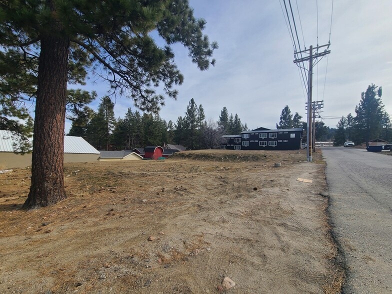 More Photos Of 0 Lynn Rd, Big Bear Lake Land For Sale