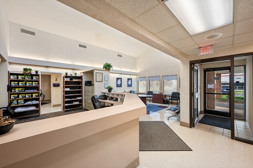 More Photos Of 5410 N Tryon St, Charlotte Medical For Sale