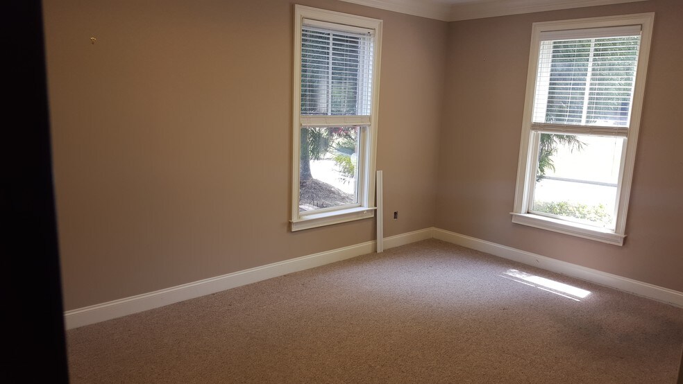 More Photos Of 5400 Laurel Springs Pky, Suwanee Office For Lease