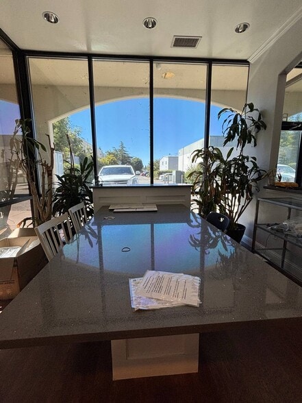 More Photos Of 5945 Jetton Ln, Loomis Light Distribution For Lease