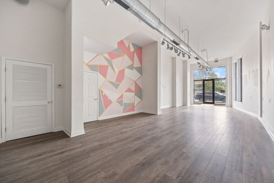 More Photos Of 2816 W Chicago Ave, Chicago Apartments For Lease