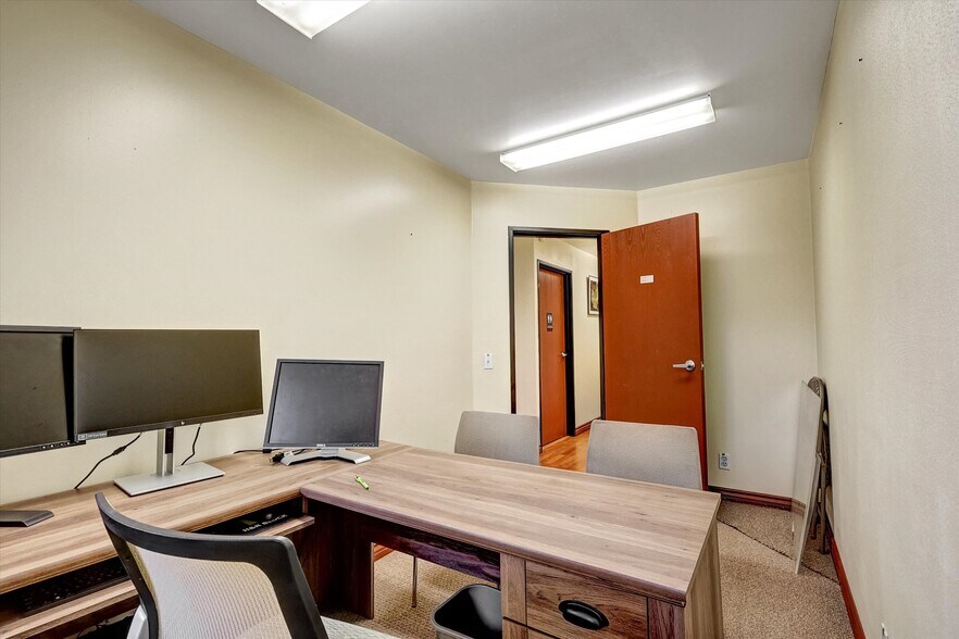 More Photos Of 120 S San Antonio Ave, Ontario Medical For Lease