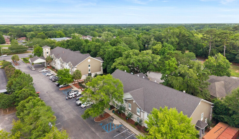 More Photos Of 19751 S Greeno Rd, Fairhope Hotel For Sale