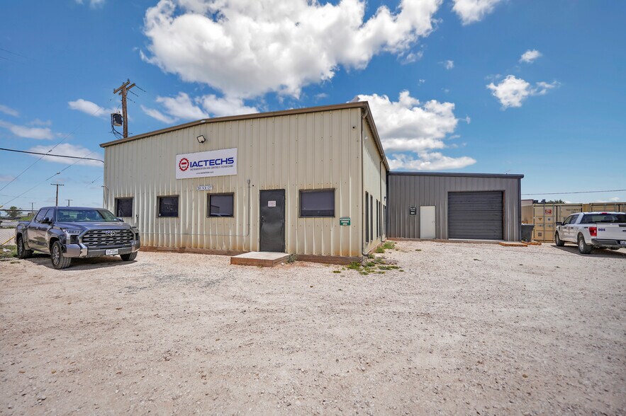 More Photos Of 2811 S County Road 1257, Midland Warehouse For Sale